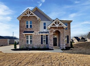 123 Marin Dr, Hendersonville, TN 37075