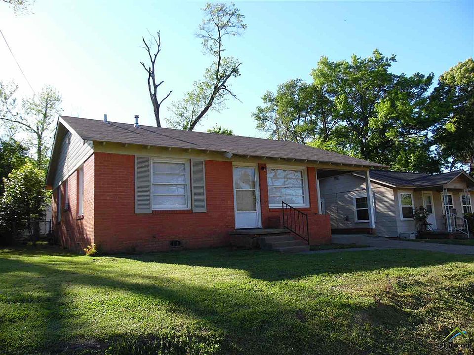 1st image of 221 S Peach Ave