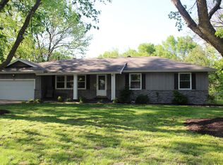 3217 W Ellison Dr, Springfield, MO 65810