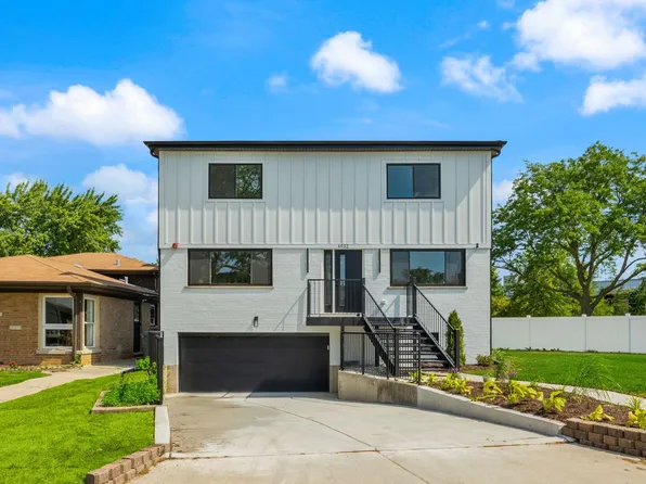 4932 Brummel St, Skokie, IL 60077