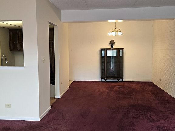 4th image of 1504 Woodbridge Rd APT 2B