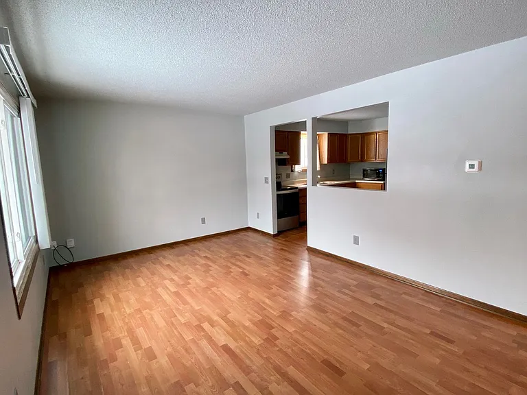 Aplin Duplex (4025/4027) — Photo 9