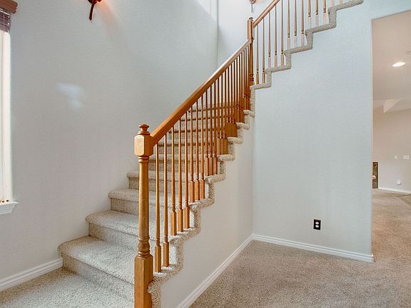 3rd image of 5551 29th St Unit 4111