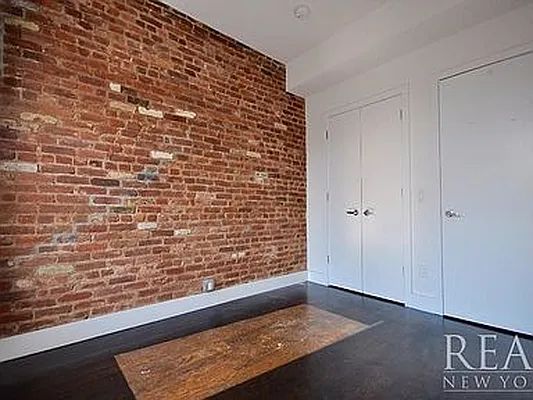 Rented by REAL New York | media 17