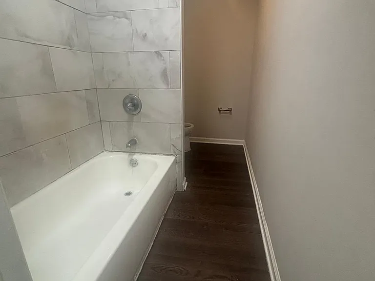 87 Vine St — Photo 6