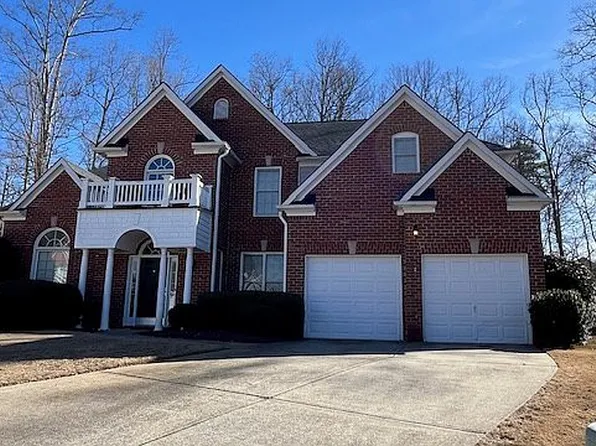 902 Daylight Cir, Lawrenceville, GA 30045