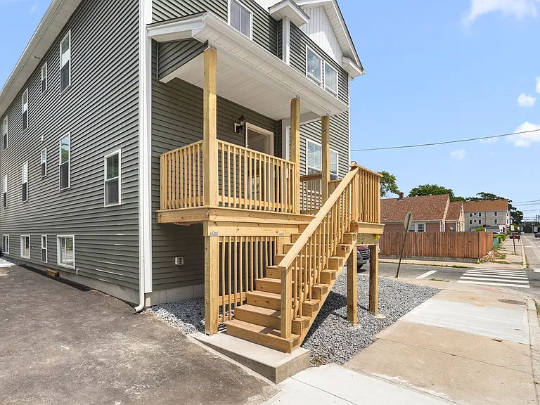 90 Berkshire St #3 — Photo 2