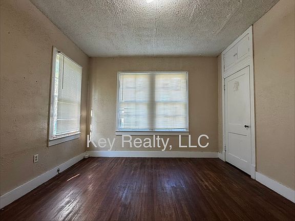 4th image of 1815 Princeton St