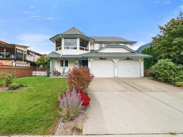 425 Hadway Dr, Harrison Hot Springs, BC V0M 1A3