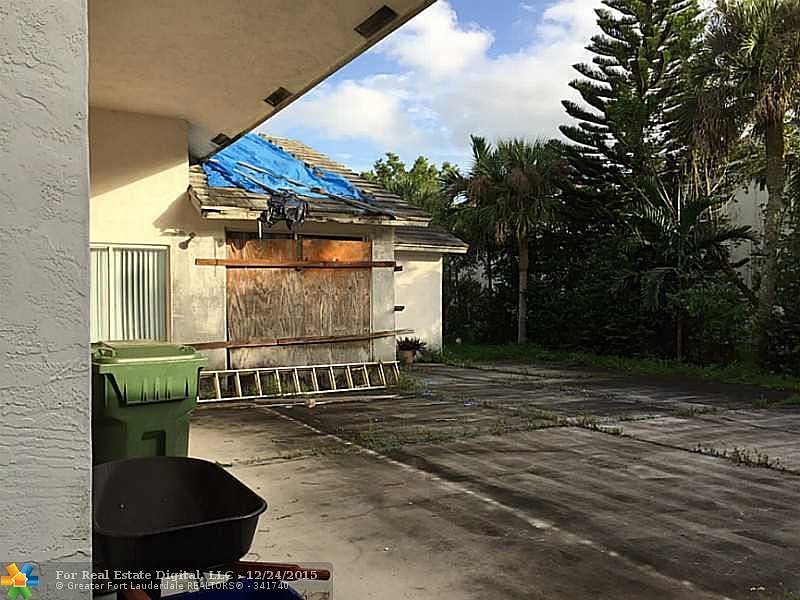 2nd image of 10220 SW 15th St