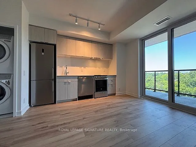 1660 Bloor St W #612 — Photo 6