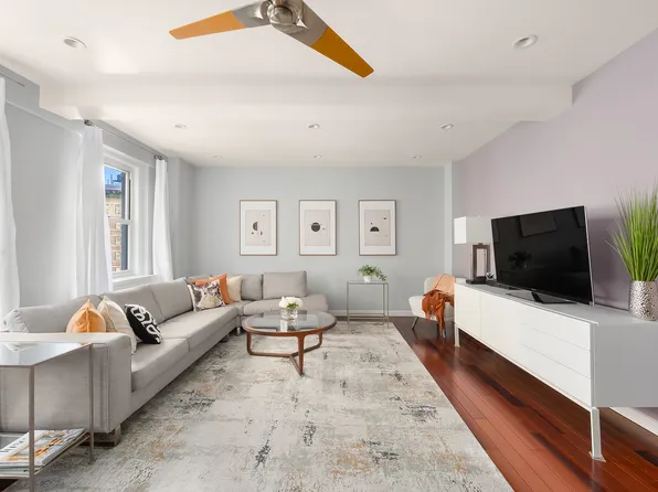 2166 Broadway 5D image 2 of 10