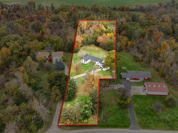 3004 30th Street Dr SE, Cedar Rapids, IA 52403