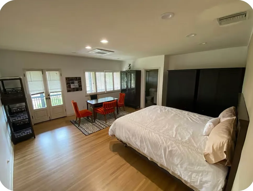 830 Huntington Cir — Photo 3