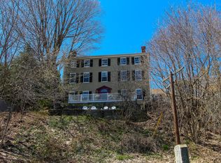 6 Summer St, Hallowell, ME 04347