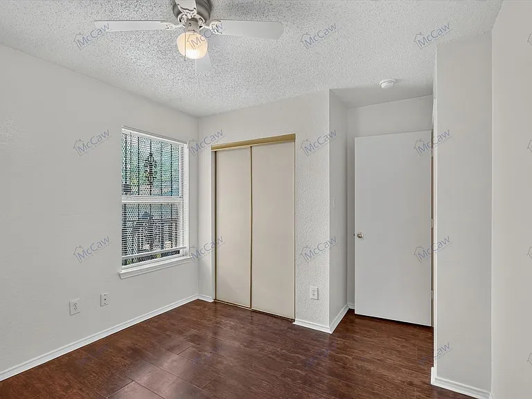 10340 Blackjack Oaks Dr — Photo 12