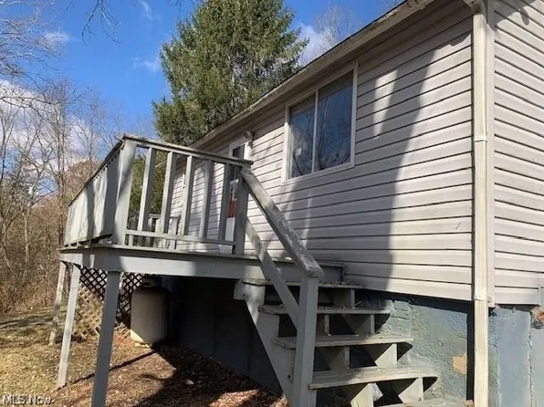 56441 Buckeye Run Rd, Martins Ferry, OH 43935