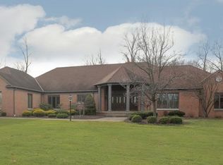 3821 Dorado Beach Dr, Canfield, OH