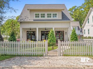 438 Liberty St, Fairhope, AL 36532