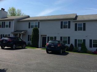 1206 Drift Ct, Bethlehem, PA 18020