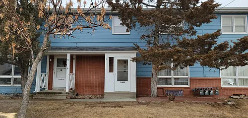 240 Country Club Blvd #B Photo 1