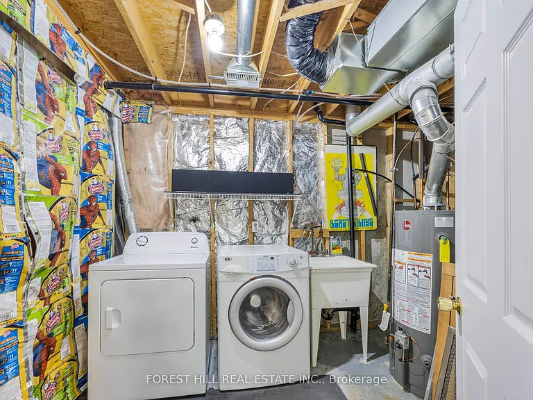 57 Michael Cres — Photo 20