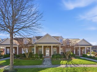 132 Hardinberry St, Oak Ridge, TN 37830