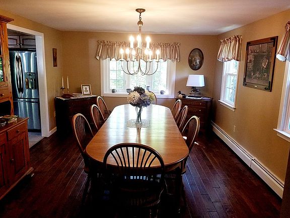 Dining Room w/new wood floor