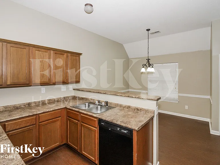 10148 Cross Valley Dr — Photo 7