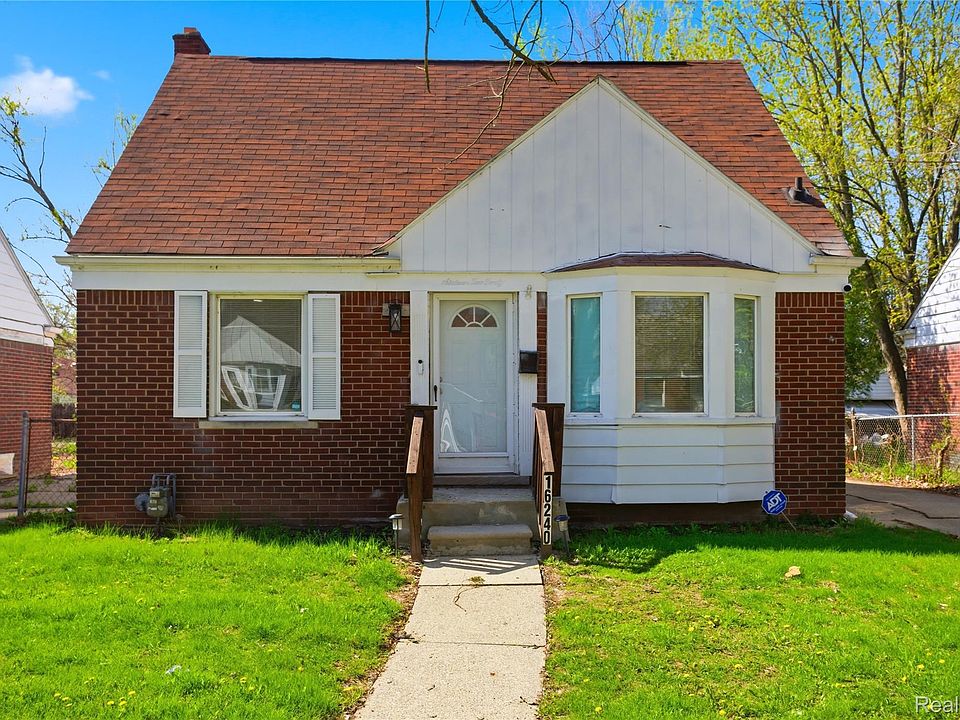 1st image of 16240 Manning St