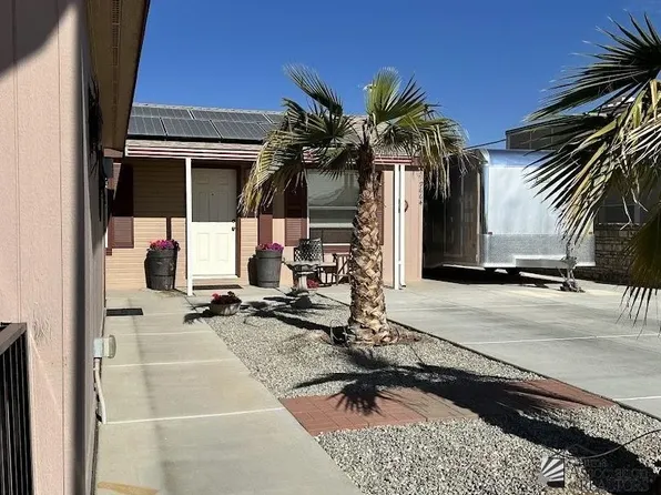 9664 E 37th St, Yuma, AZ 85365