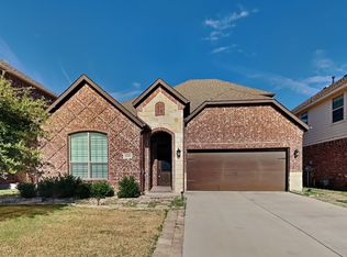 8336 Meadow Sweet Ln, Fort Worth, TX 76123