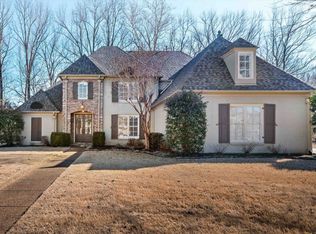 4462 Whisperwoods Dr, Collierville, TN 38017