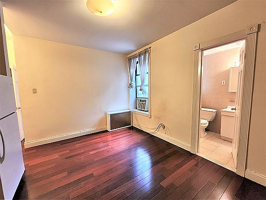 4th image of 45 4th Ave #1