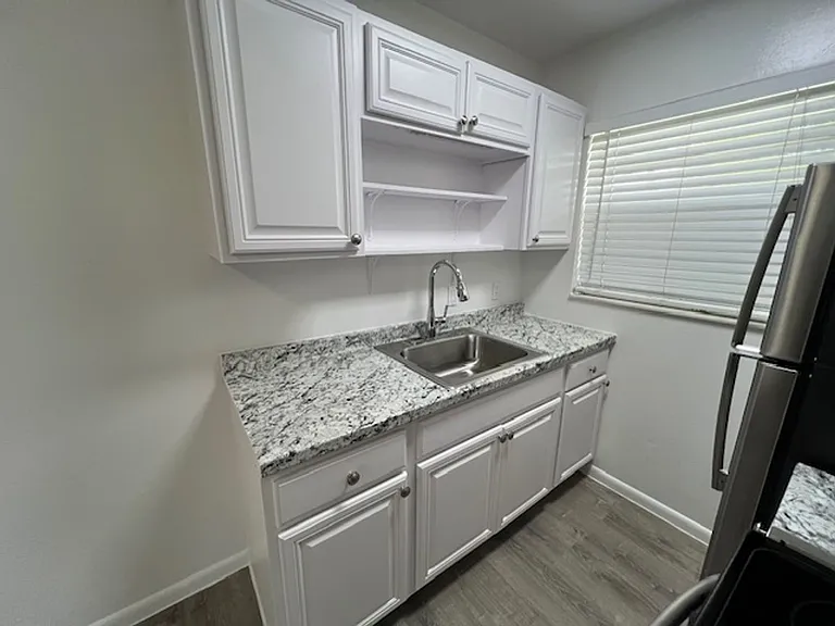 225 Ocean Breeze Lake Worth, FL 33460 — Photo 5