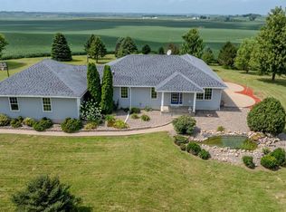 3794 170th St, Bryant, IA 52727