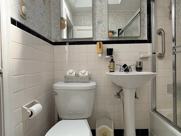 3303 Hartel Ave — Photo 32