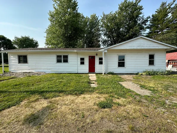 303 E Columbia St, Roachdale, IN 46172