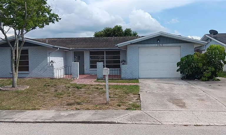 7410 Moravian Dr — Photo 1