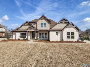 149 Lake View Dr, Athens, AL 35613