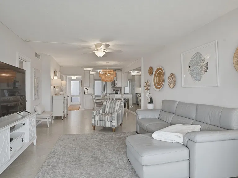 921 Spanish Cir #436 — Photo 8