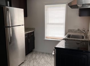 142 E Thirteen Mile Rd #2, Royal Oak, MI 48073