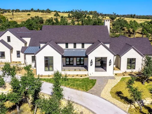 2552 Hagee Dr, Fredericksburg, TX 78624