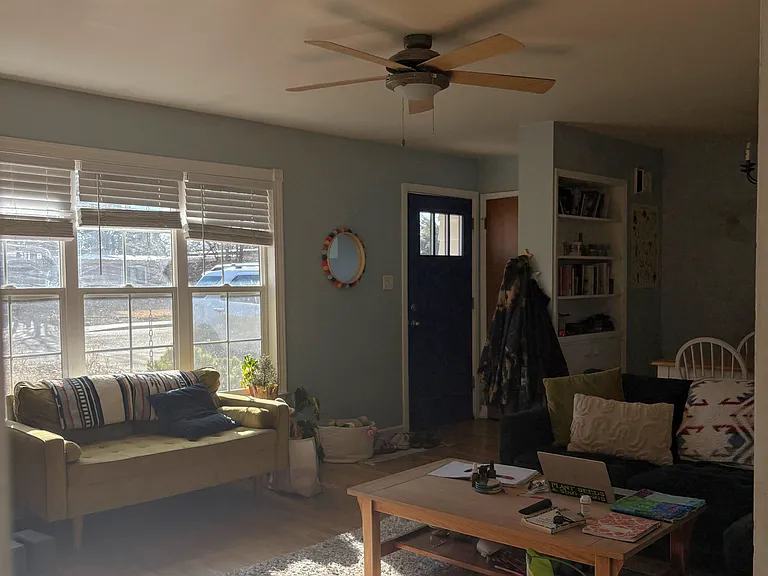 838 Juniper Ln — Photo 4
