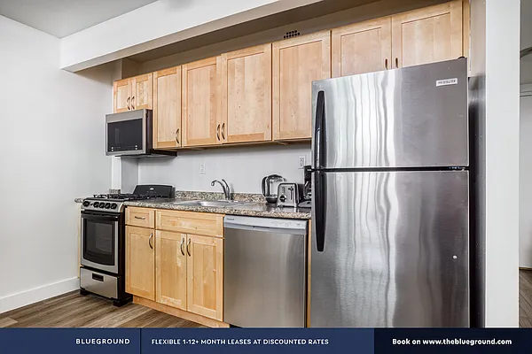 Rented by The Blueground | media 21