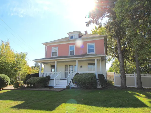 720 Farmington Avenue, Berlin, CT 06037