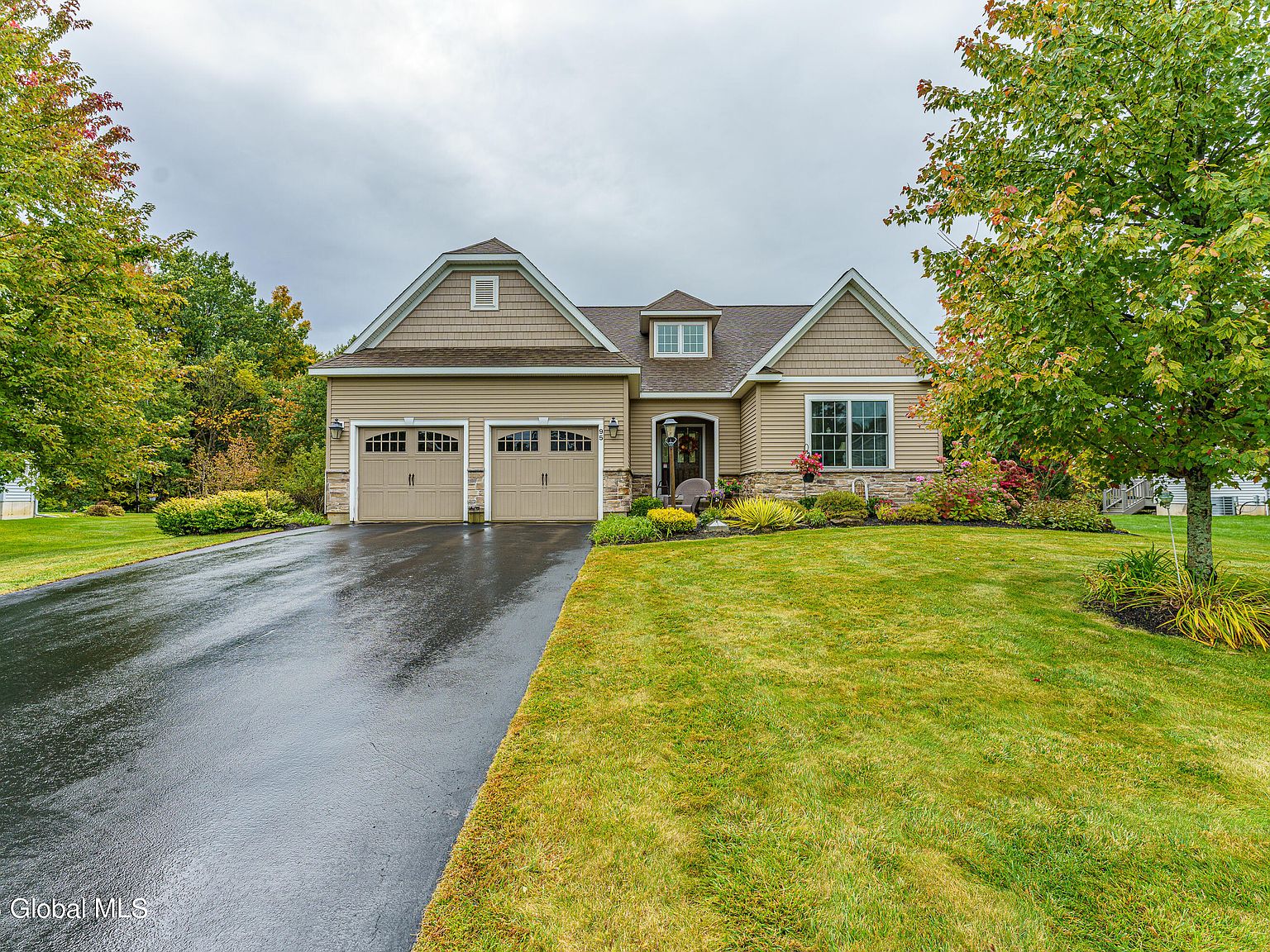 95 Sheldon Drive, Mechanicville, NY 12118 Zillow