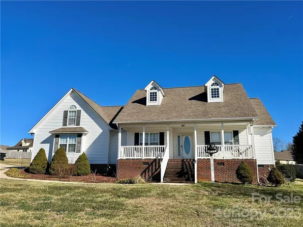 249 Sundance Cir, Statesville, NC 28625