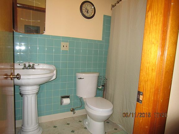 5th image of 1911 W 40th St