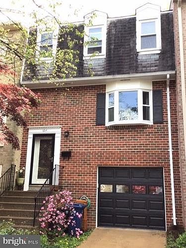 1st image of 16 W Chapman St